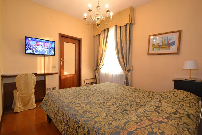 Imagen de la habitación del Hotel Residence, Parma. Foto 6