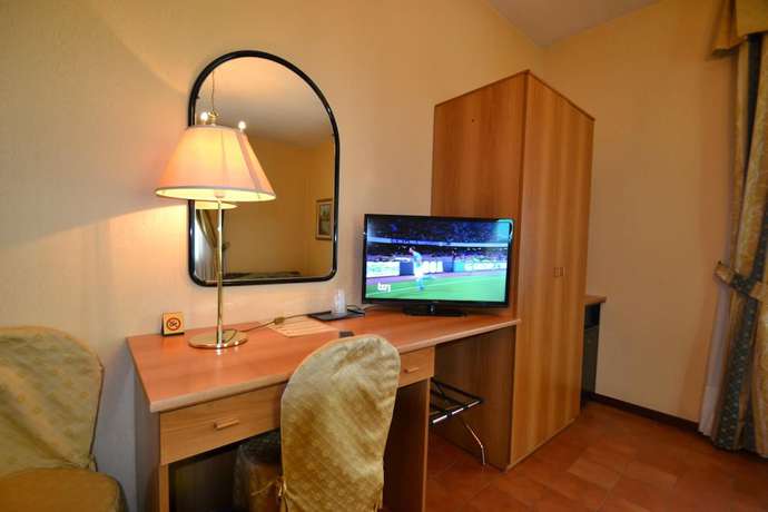 Imagen de la habitación del Hotel Residence, Parma. Foto 7