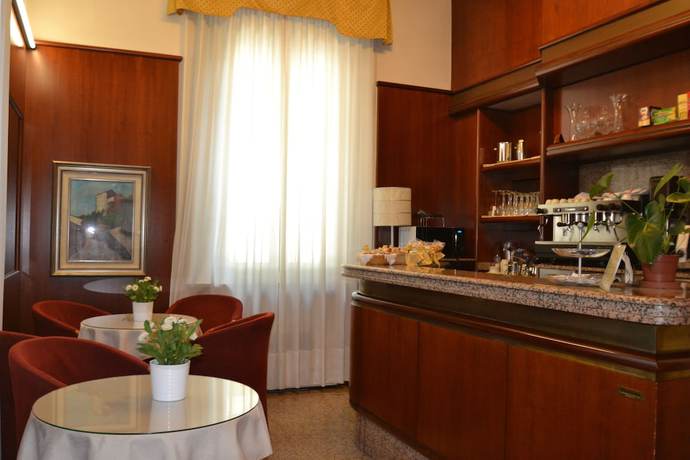 Imagen del bar/restaurante del Hotel Residence, Parma. Foto 3