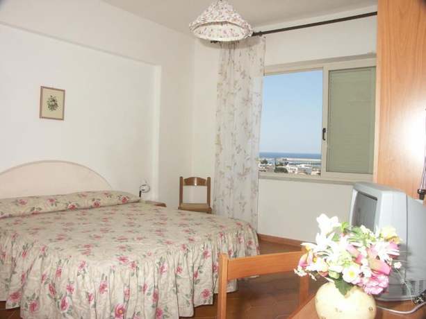 Imagen de la habitación del Hotel Residence Pensione Mena. Foto 5