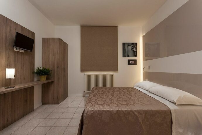 Imagen de la habitación del Hotel Residence Perla, Rimini. Foto 12