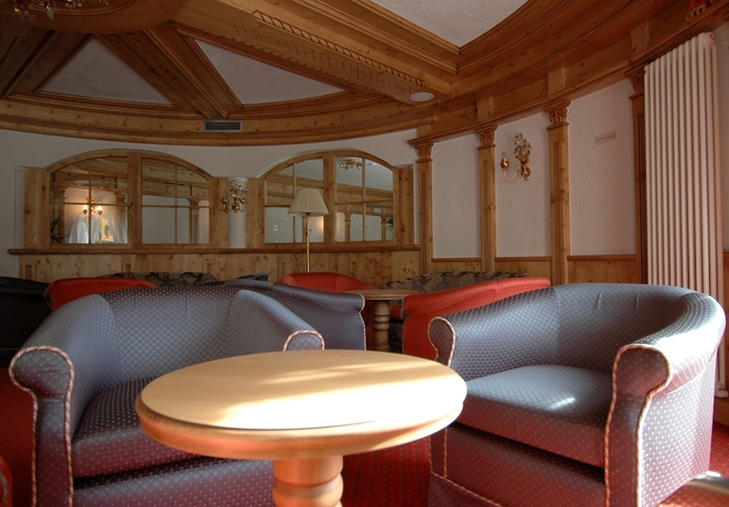 Imagen de los interiores del Hotel Residence Pez Gajard. Foto 17
