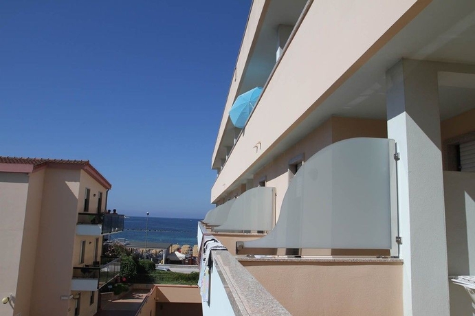 Imagen de los exteriores del Hotel Residence Picalè. Foto 9