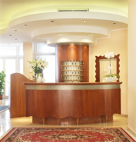 Imagen de los interiores del Hotel Residence Piccadilly. Foto 13