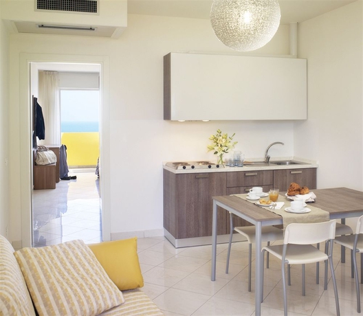 Imagen de la habitación del Hotel Residence Piccadilly. Foto 6