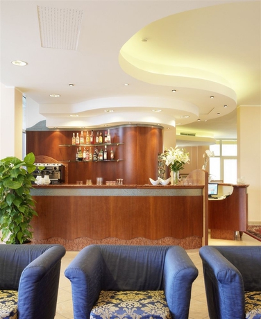 Imagen del bar/restaurante del Hotel Residence Piccadilly. Foto 4