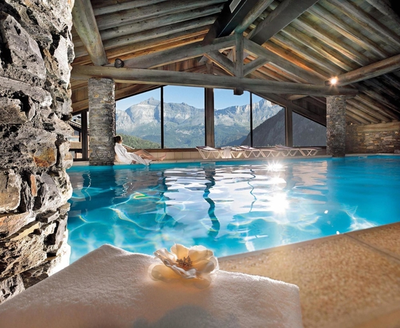 Imagen de la piscina del Hotel Residence Pierre and Vacances Premium Les Alpages De Reberty. Foto 16