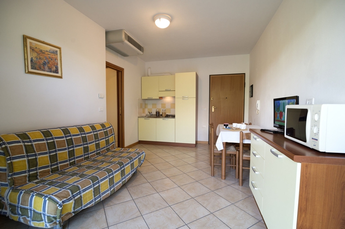 Imagen de los interiores del Hotel Residence Pineta Verde. Foto 16