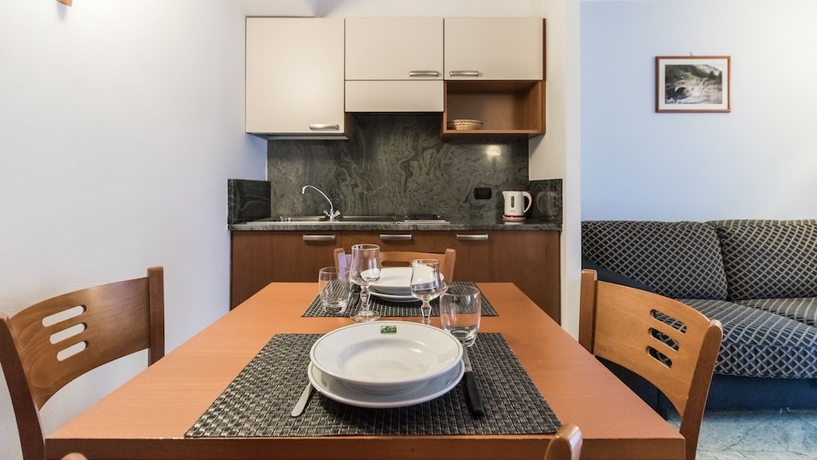 Imagen de la habitación del Hotel Residence Pizzo Scalino. Foto 9