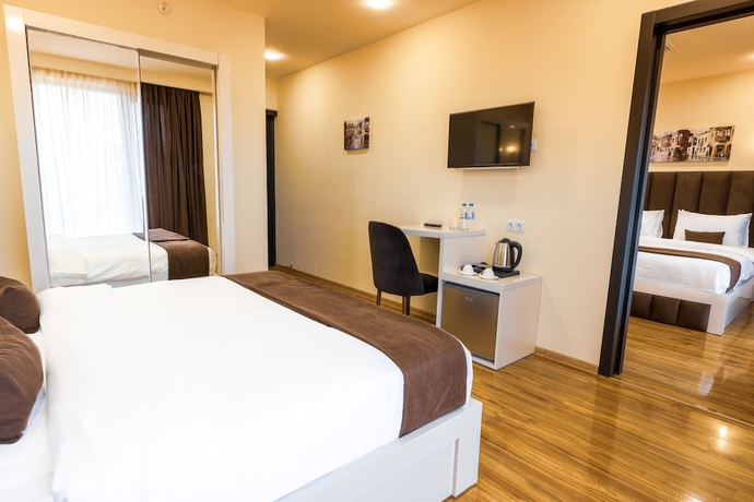 Imagen de la habitación del Hotel Residence Plaza. Foto 5