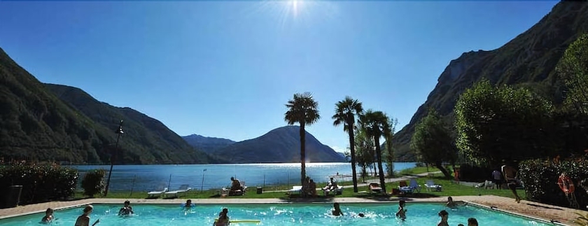 Imagen de la piscina del Hotel Residence Porto Letizia. Foto 18