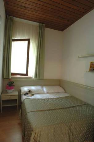 Imagen de la habitación del Hotel Residence Punta Spin. Foto 4