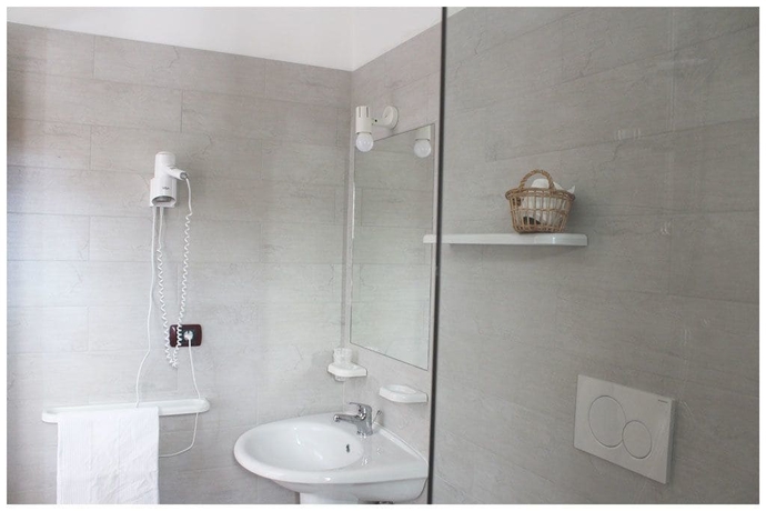Imagen de la habitación del Hotel Residence Rendez Vous. Foto 2