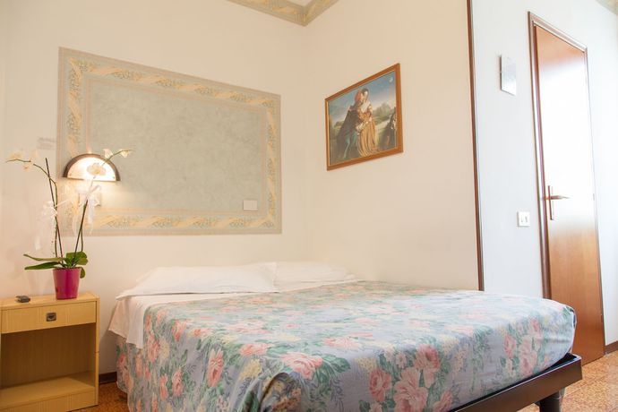 Imagen de la habitación del Hotel Residence Ricordo du Parc. Foto 12