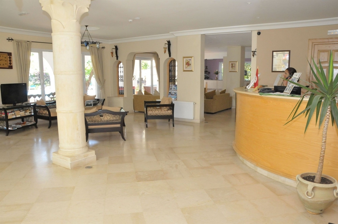 Imagen de los interiores del Hotel Residence Romane. Foto 5