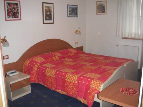 Imagen de la habitación del Hotel Residence Rosa. Foto 3