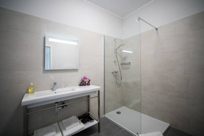 Imagen de la habitación del Hotel Residence Saletta Casale. Foto 12