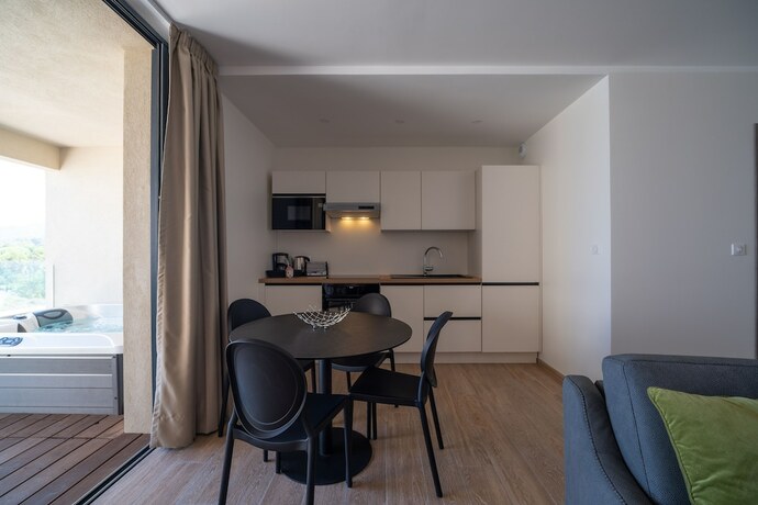 Imagen de la habitación del Hotel Residence Saletta Mare. Foto 19
