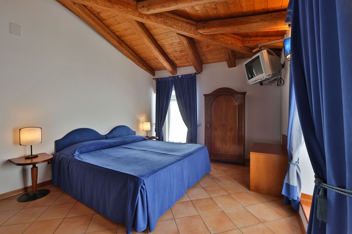 Imagen de la habitación del Hotel Residence San Giusto. Foto 6