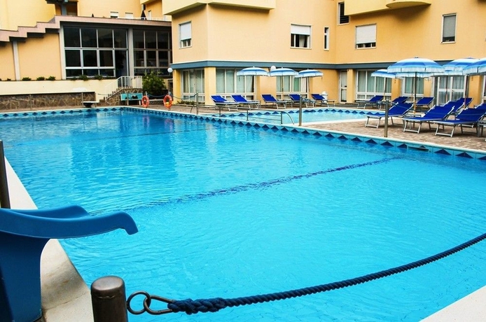 Imagen de los exteriores del Hotel Residence San Pietro. Foto 14