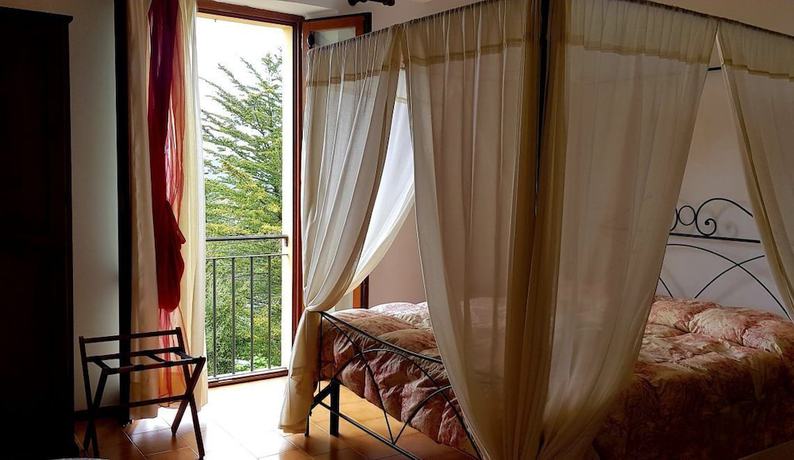 Imagen de la habitación del Hotel Residence Sant\'Uberto. Foto 5