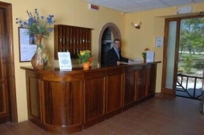 Imagen de los interiores del Hotel Residence Sant\'Uberto. Foto 20