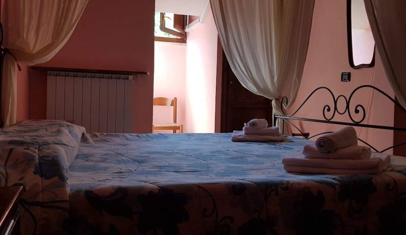 Imagen de la habitación del Hotel Residence Sant\'Uberto. Foto 15