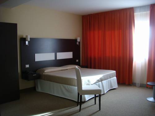 Imagen de la habitación del Hotel Residence Santa Loja. Foto 6