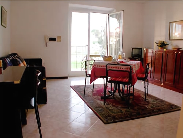 Imagen de los interiores del Hotel Residence Santa Rosa. Foto 19