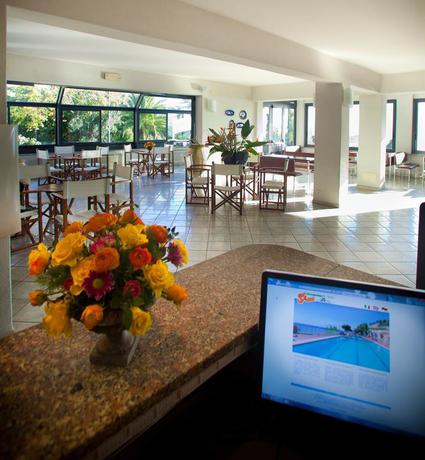 Imagen de los interiores del Hotel Residence Sant'anna. Foto 8
