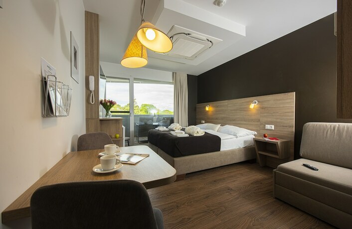 Imagen de la habitación del Hotel Residence &Scaron;&Iacute;RAVA. Foto 18