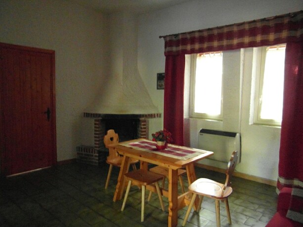 Imagen de la habitación del Hotel Residence Serra La Nave. Foto 19