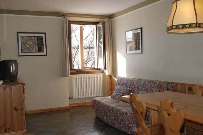 Imagen general del Hotel Residence Serrada. Foto 7