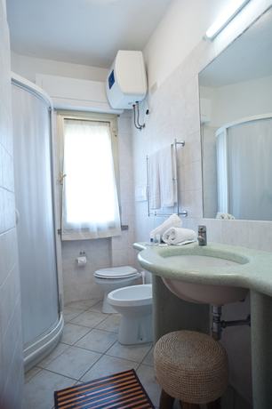 Imagen de la habitación del Hotel Residence Stella Del Mare, Castiglioncello. Foto 15