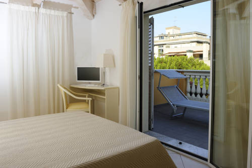 Imagen de la habitación del Hotel Residence Suite Smeraldo. Foto 6