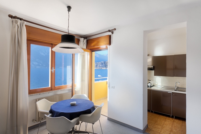 Imagen de los interiores del Hotel Residence Torbole. Foto 13