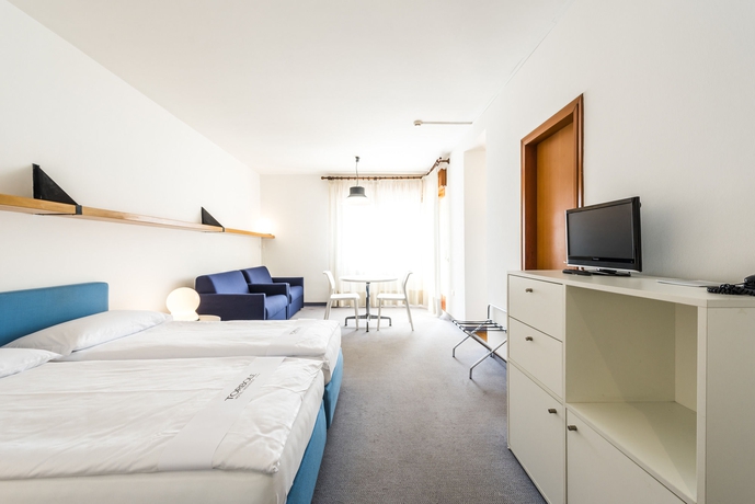 Imagen de los interiores del Hotel Residence Torbole. Foto 14