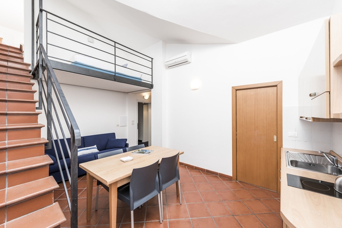 Imagen de los interiores del Hotel Residence Torbole. Foto 15