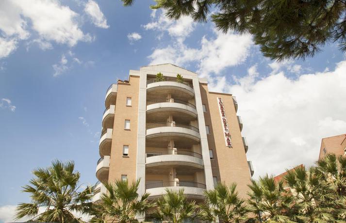 Imagen de los exteriores del Hotel Residence Torre Del Mar. Foto 10
