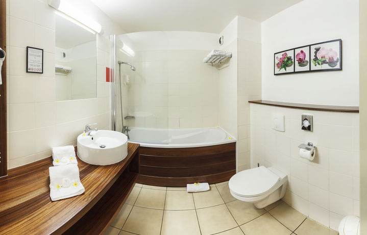 Imagen de la piscina del Hotel Residence Tropic. Foto 16