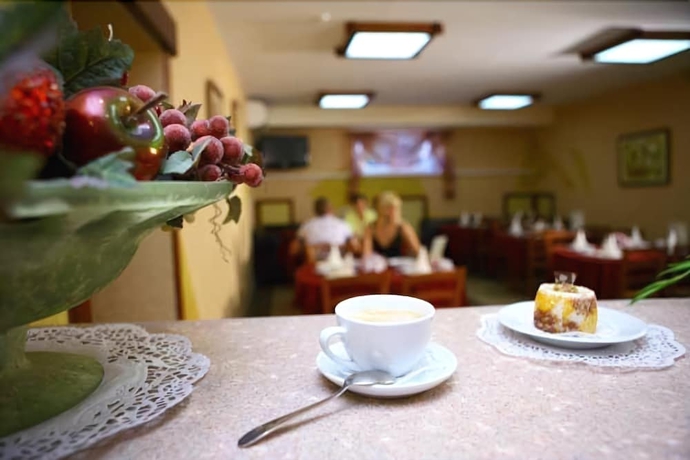 Imagen del bar/restaurante del Hotel Residence Troya. Foto 4