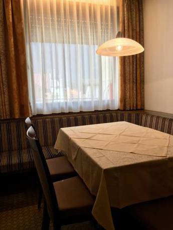 Imagen de la habitación del Hotel Residence Tubris. Foto 7