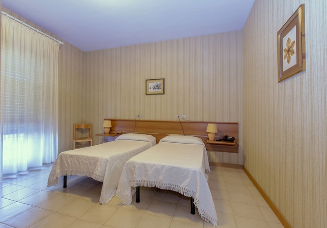 Imagen de la habitación del Hotel Residence Ulivi E Palme. Foto 3