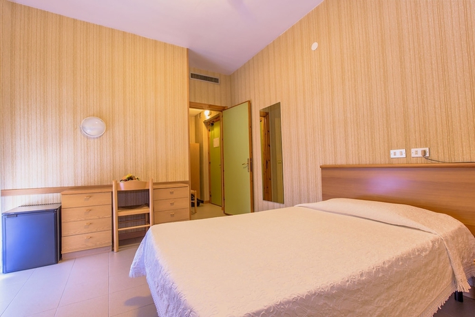 Imagen de la habitación del Hotel Residence Ulivi E Palme. Foto 8