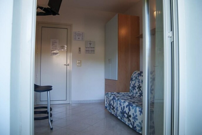 Imagen de la habitación del Hotel Residence Verde Pineta. Foto 8