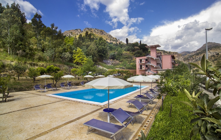 Imagen general del Hotel Residence Villa Mare Taormina. Foto 1
