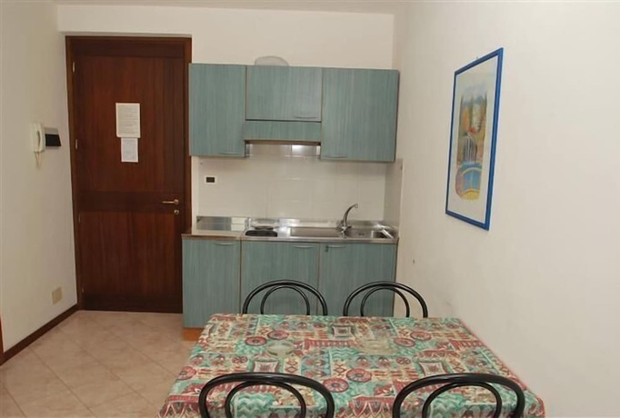 Imagen general del Hotel Residence Villa Margherita, Brenzone . Foto 4