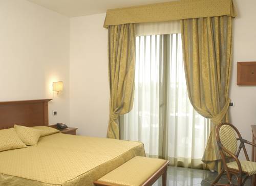 Imagen de la habitación del Hotel Residence Villa Marzia. Foto 13