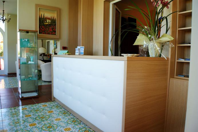Imagen de los interiores del Hotel Residence Villa San Giovanni. Foto 17