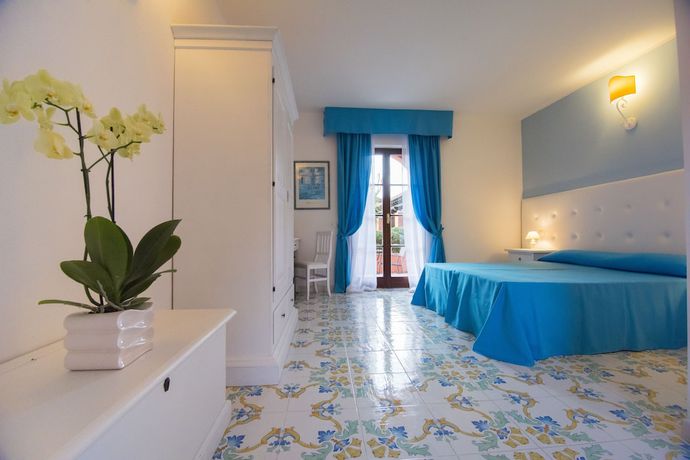 Imagen de la habitación del Hotel Residence Villa San Giovanni. Foto 8
